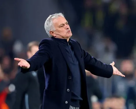 The Eagles Involved in Negotiations to Bring In The Special One Following Termination of Bruno Lage