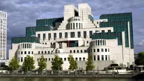 The UK's Secret Intelligence Service Rolls Out Encrypted Platform to Recruit Intelligence Sources in Russia
