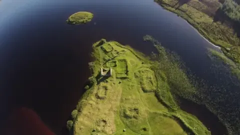 Historic Regal Fortress Revealed on Hebridean Island
